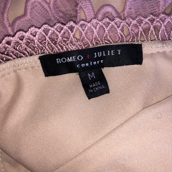 Romeo & Juliet Couture Double-V Lace Midi Dress - Picture 13 of 13